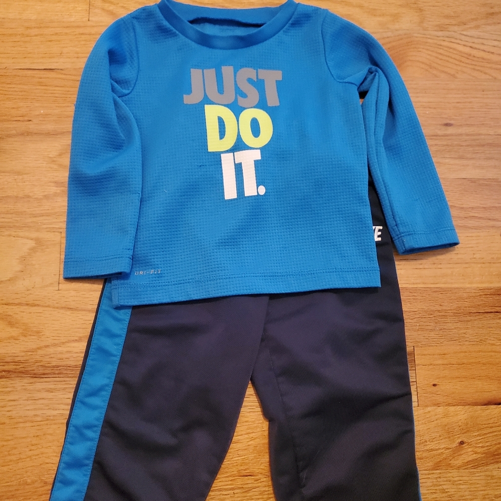 Nike set, size 18 months